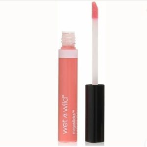 WETnWILD Megaslicks Lip Gloss 559 Great Coralation